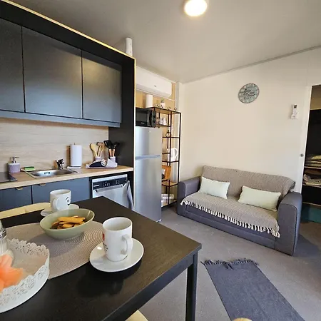 Kamp Innova Travelvir Mobhome Lory Turanj